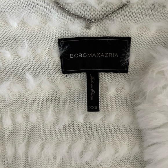 White BCBG Faux Fur jacket - Picture 3 of 4
